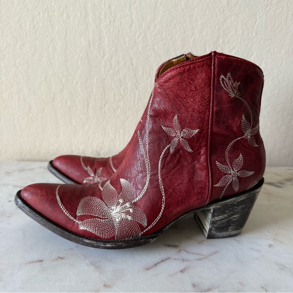 Old Gringo for Boot Star LA 🐎⭐️ Red Floral Embroidered Ankle Boots, Size 8.5